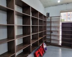 mağaza vitrini şərab evine uyqundur