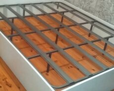 Taxt karkasi, taxt ici dəmir