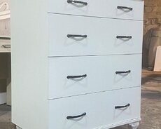 Yeni, Güzgüsüz Dolab