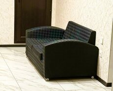 Divan və böyük tumba