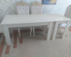 təcili olaraq masa satılır